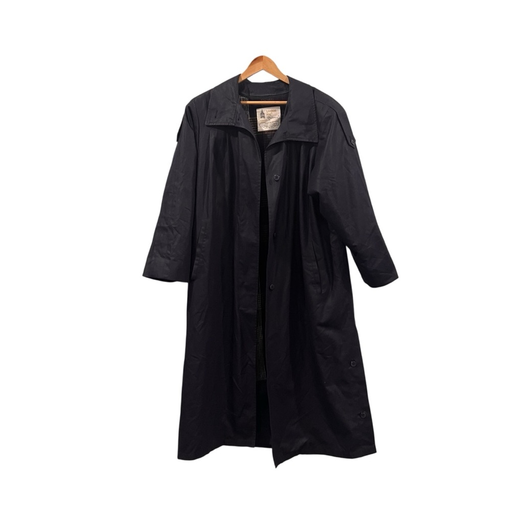 London Fog Women's Vintage Navy Maincoat Size 10